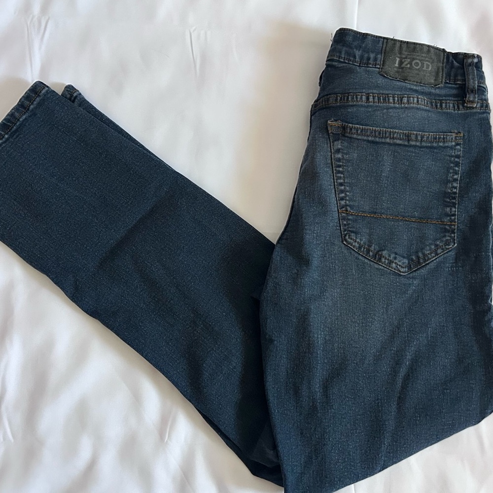 Men's IZOD Straight  Fit  Jeans Size 32 x 32